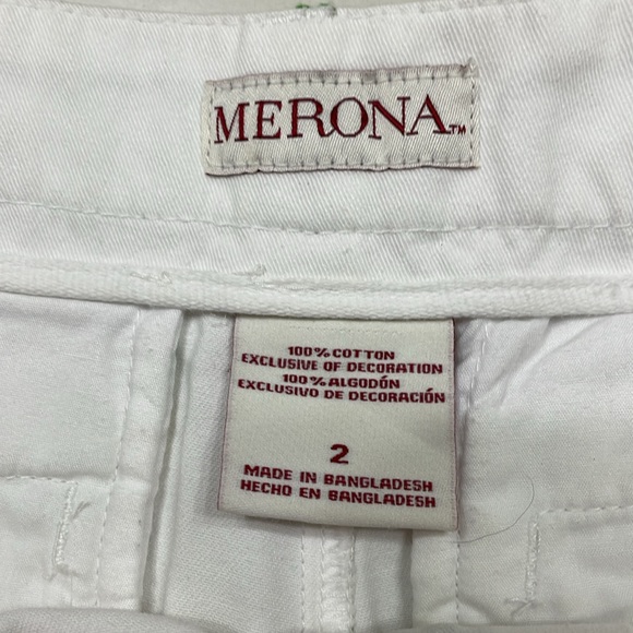 Merona size 2 White Pineapple Print Women's Shorts with 2-3/4 inseam - Picture 5 of 5